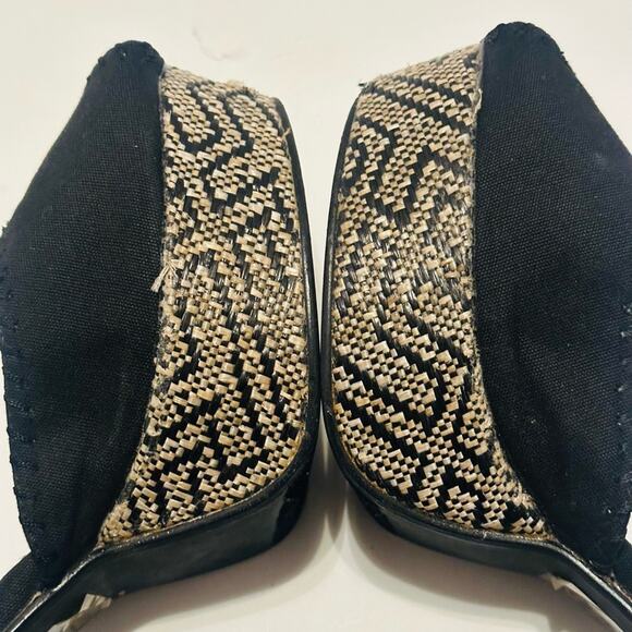 ED HARDY Peep Toe PLATFORM ANKLE STRAP CUSHIONED KOI FISH LINING Size 10 M - Picture 7 of 14